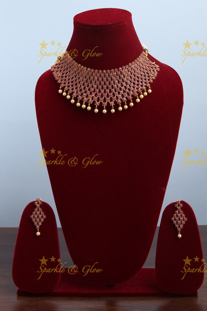 Gold polish Ad Floral Choker - Pink