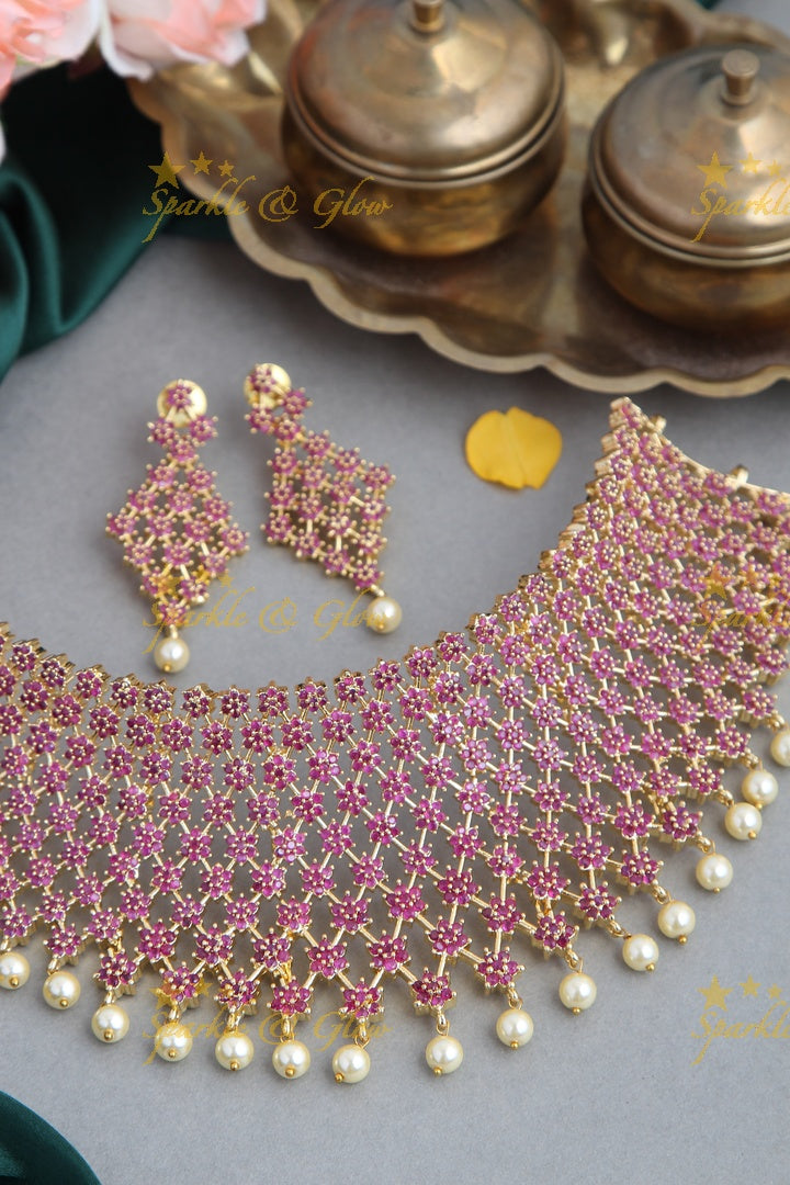 Gold polish Ad Floral Choker - Pink