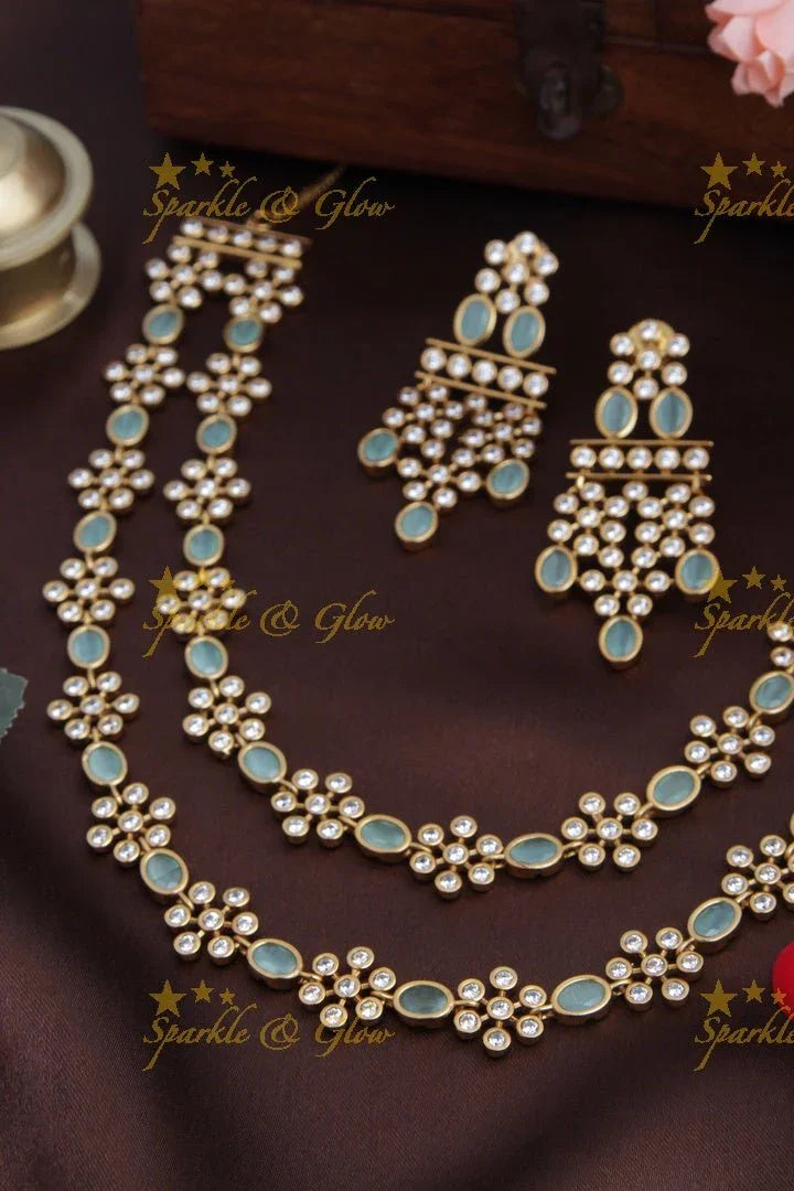 Beautiful Two Layered Gold Alike Floral Kemp Short Necklace - Mint Green - Sparkle and Glow