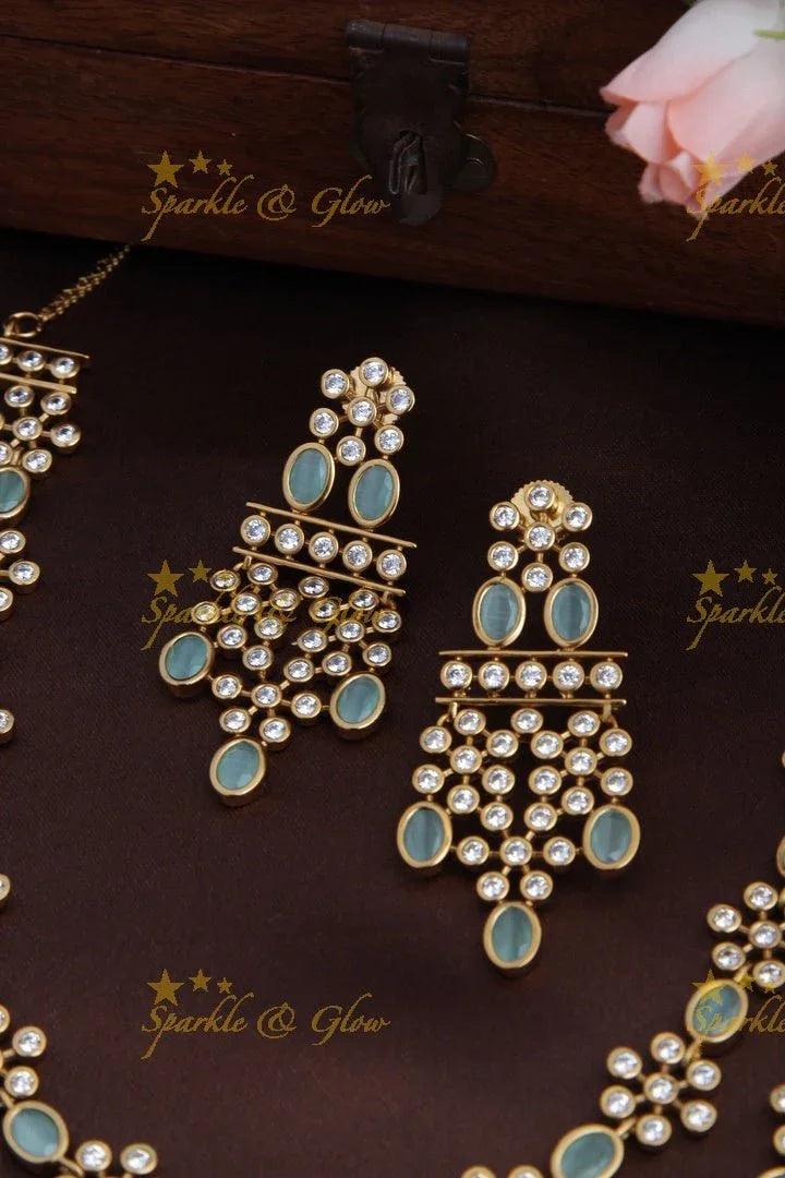 Beautiful Two Layered Gold Alike Floral Kemp Short Necklace - Mint Green - Sparkle and Glow