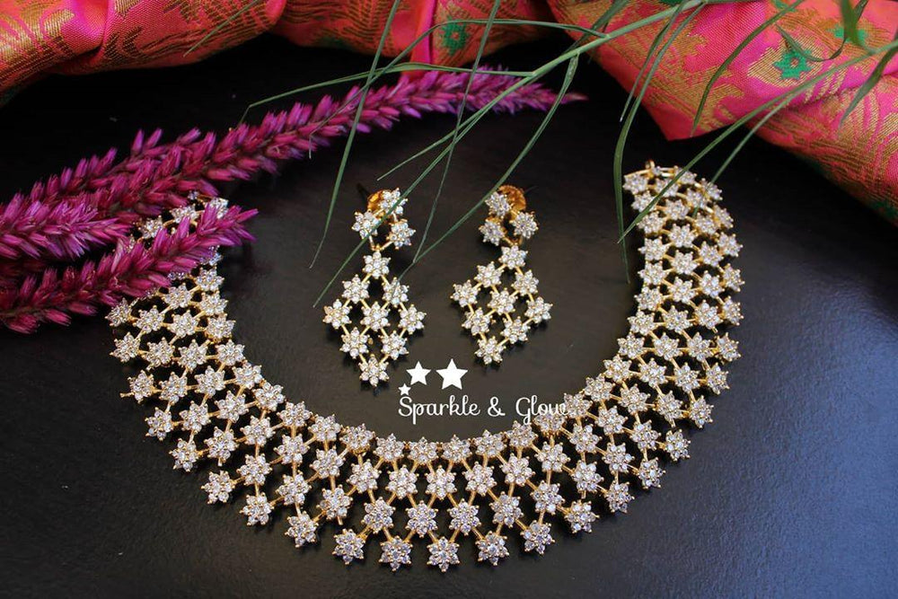 Ad Stones 4 layer star shaped silver neckset - Sparkle and Glow
