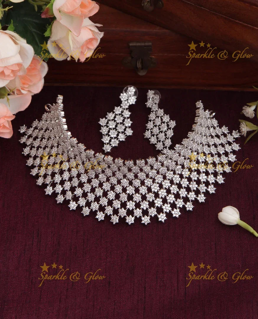 Ad Stones multi layer star shaped choker - Silver - Sparkle and Glow