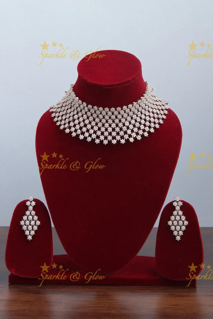 Ad Stones multi layer star shaped choker - Silver - Sparkle and Glow