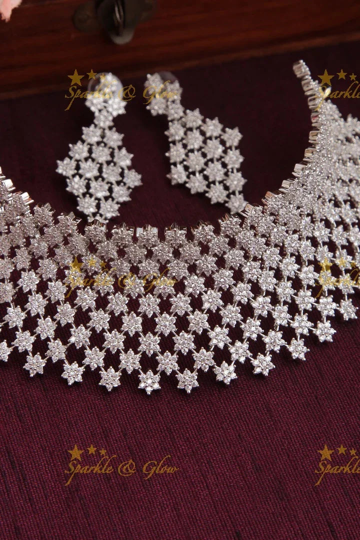 Ad Stones multi layer star shaped choker - Silver - Sparkle and Glow