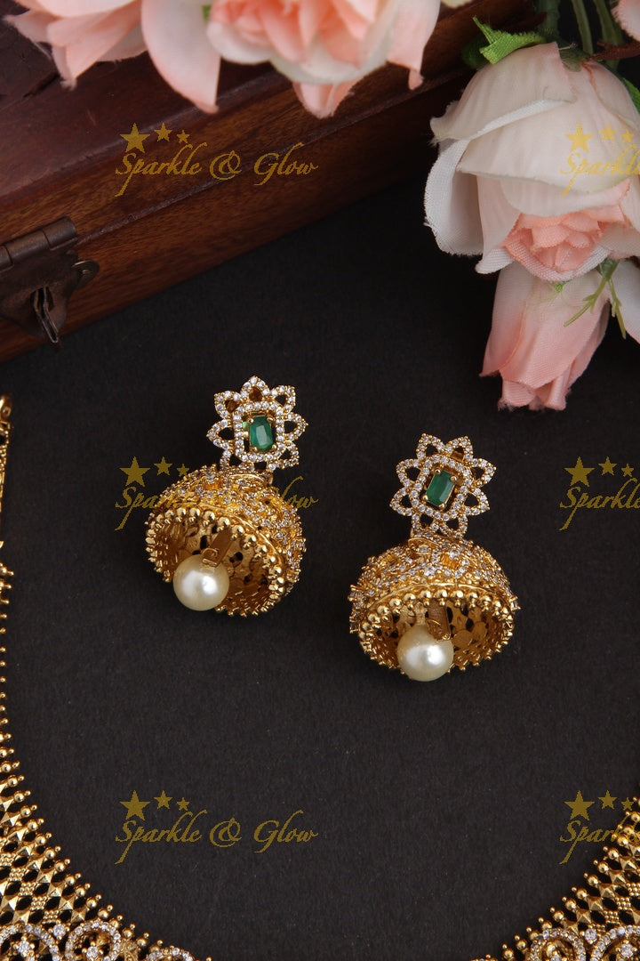 Beautiful Gold alike AD Stone Short Necklace