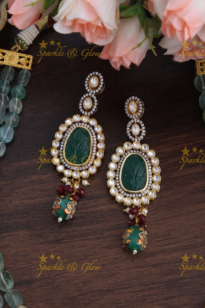 Beautiful Kundan Stone Grand Pendent Necklace