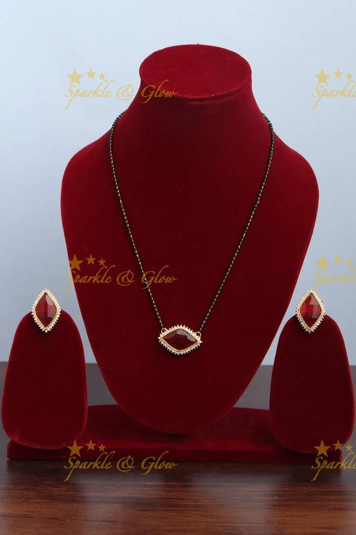 Diamond shaped pendent black beads chain 18 inches - Red - Sparkle and Glow