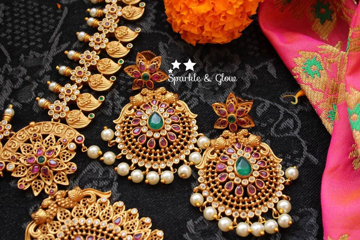 Beautiful cz stones mango necklace