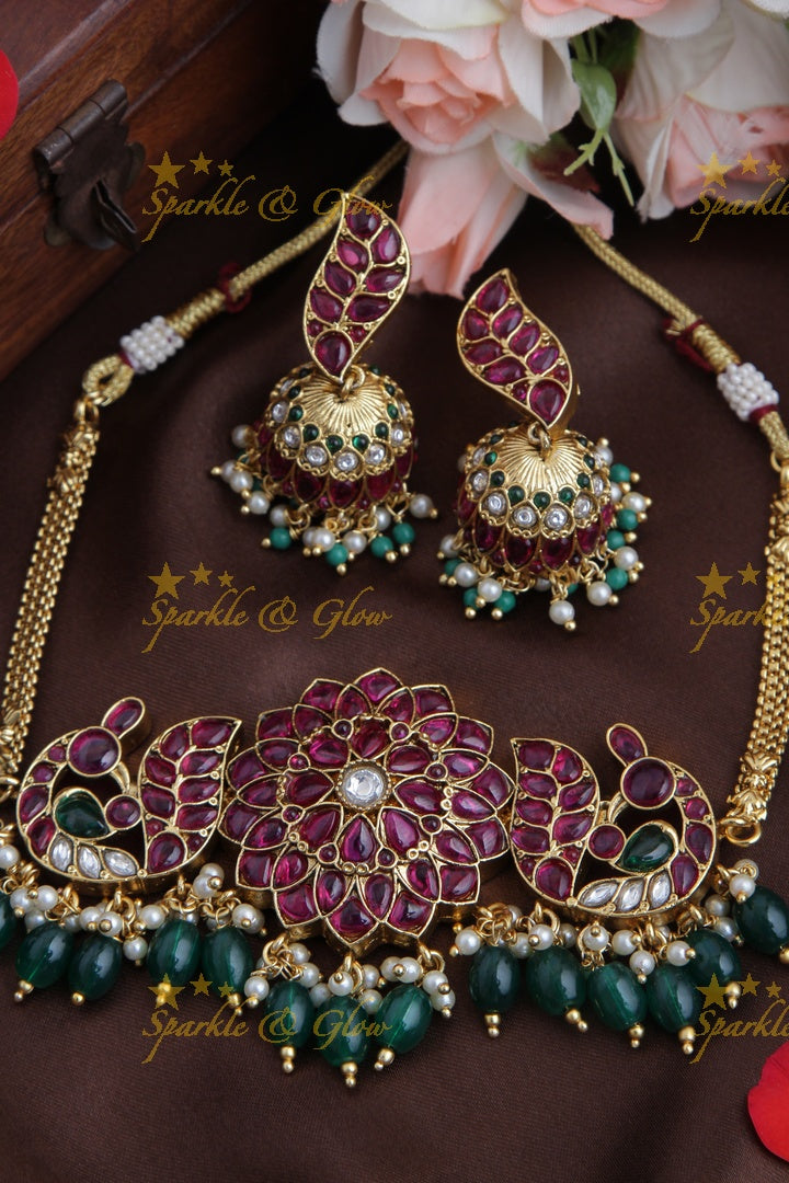 Gold Alike Floral Peacock Kemp Choker - Green Beads