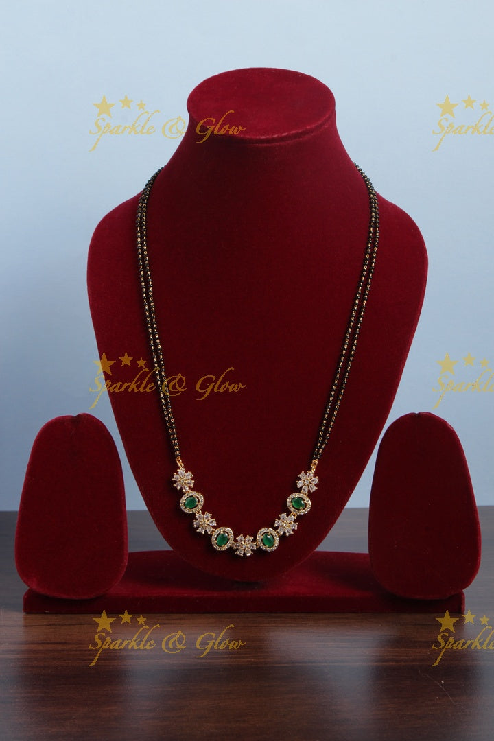 Gold black beads Floral chain - 22 inches - Green