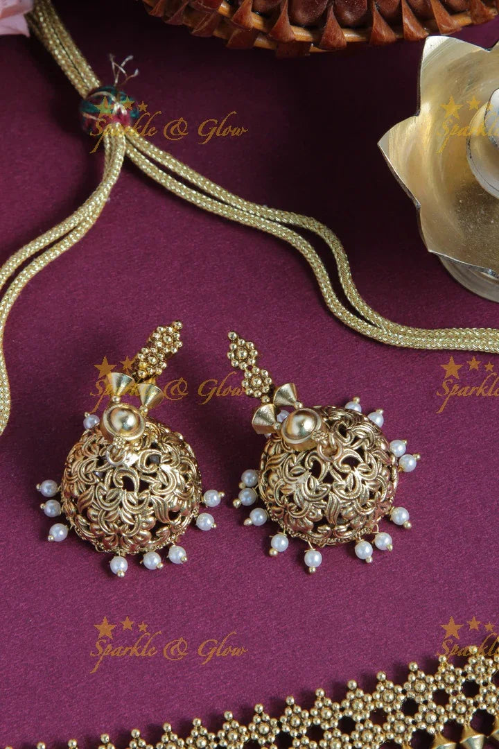 Gold Alike Diamond Shaped Floral Choker with Pearls - Sparkle and Glow