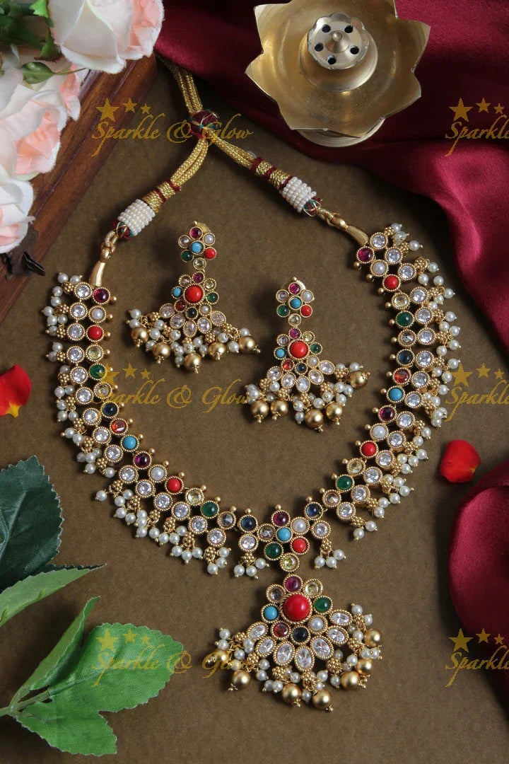 Beautiful Floral Short Necklace - Pink - Sparkle and Glow
