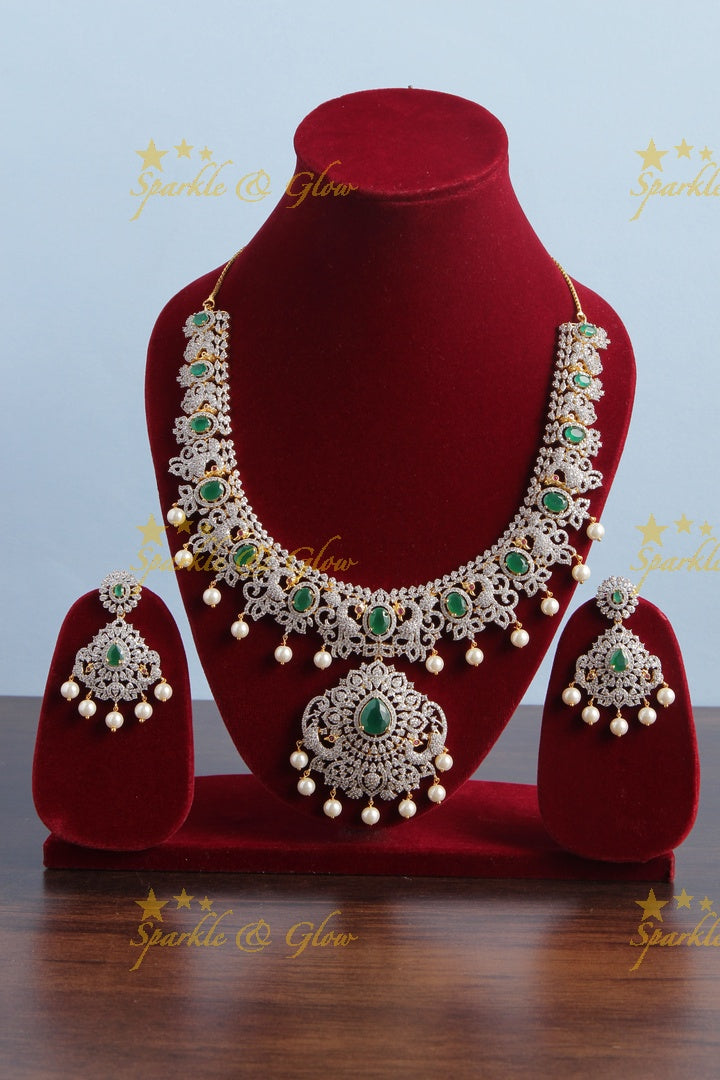 GJ Polish AD stone Peacock Necklace - Green