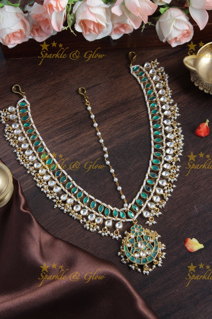 Bridal three sided jadau gutta pusalu maangthika with emarald kundan stones - white
