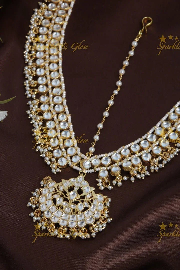 Bridal jadau gutta pusalu maangthika with emarald kundan stones - Sparkle and Glow