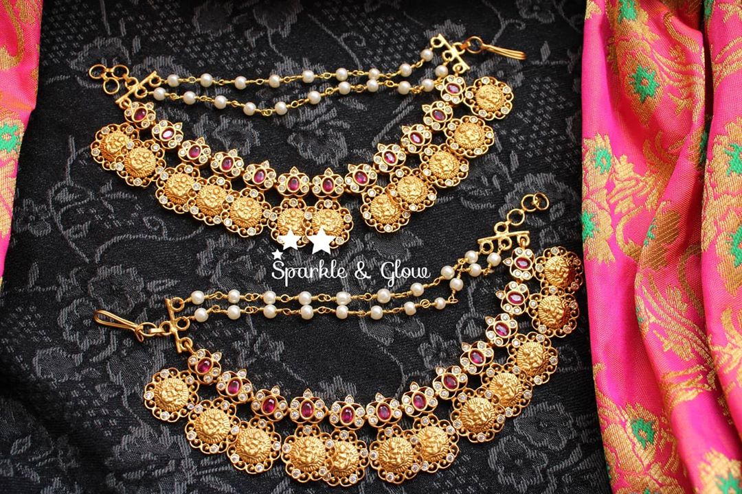 Coin cz stones matte gold earchain/mattal