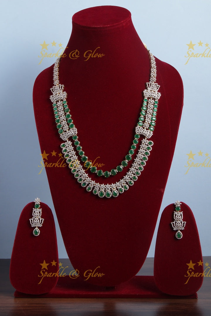 GJ polish Floral Lotus Leaf Design Necklace - Green