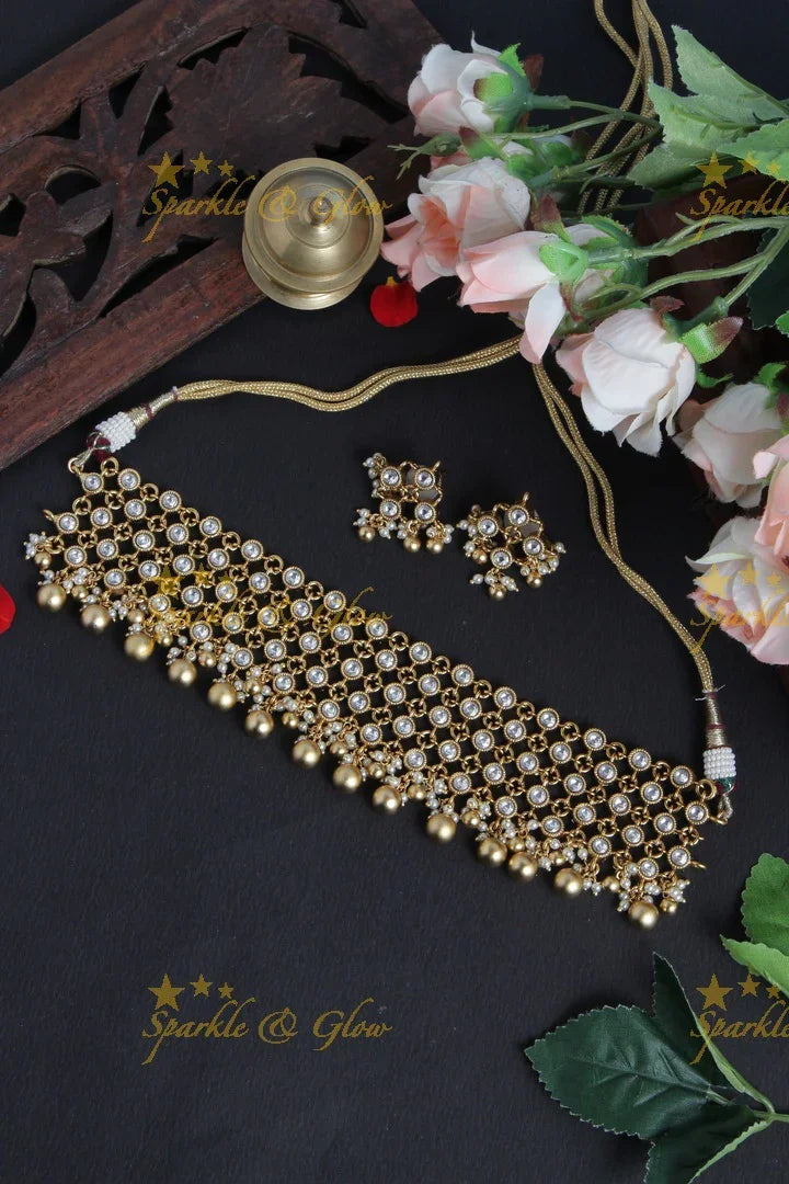Gold Alike Stone Necklace with Green beads - Sparkle and Glow