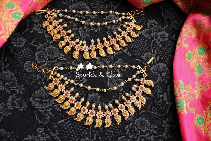 Mango shaped cz stones matte gold earchain/mattal