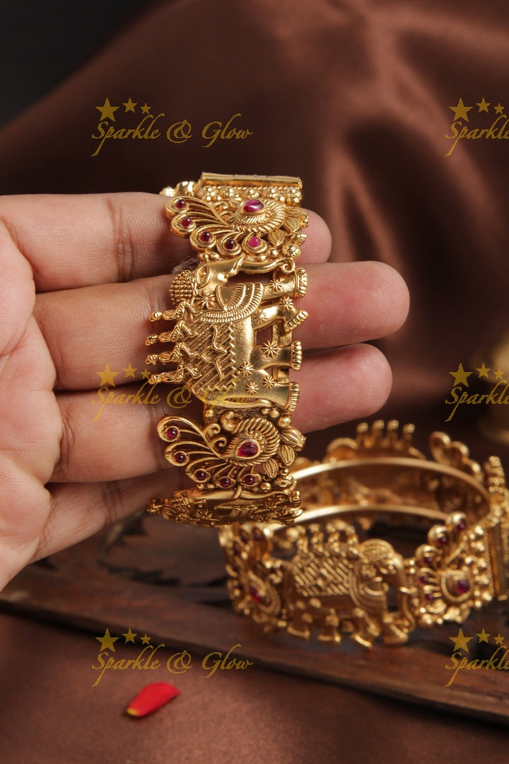 Gold alike exquisite peacock elephant carved bridal bangle