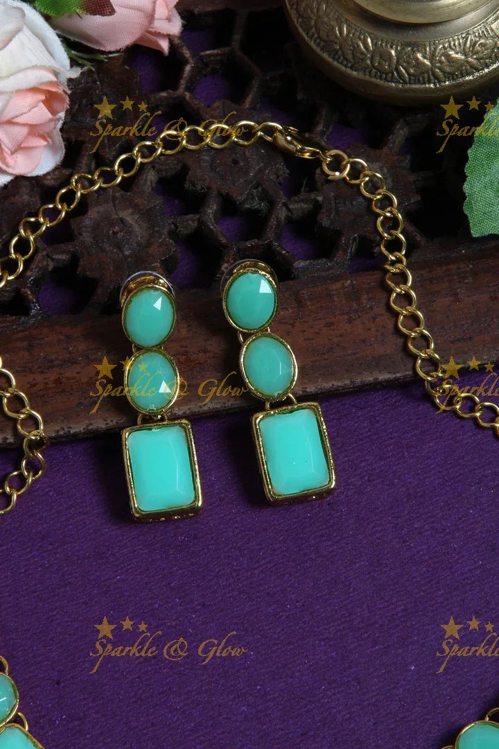Exclusive stone short necklace-Sky Blue - Sparkle and Glow