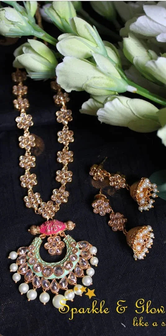 gold polished flower necklace- Mint green - Sparkle and Glow
