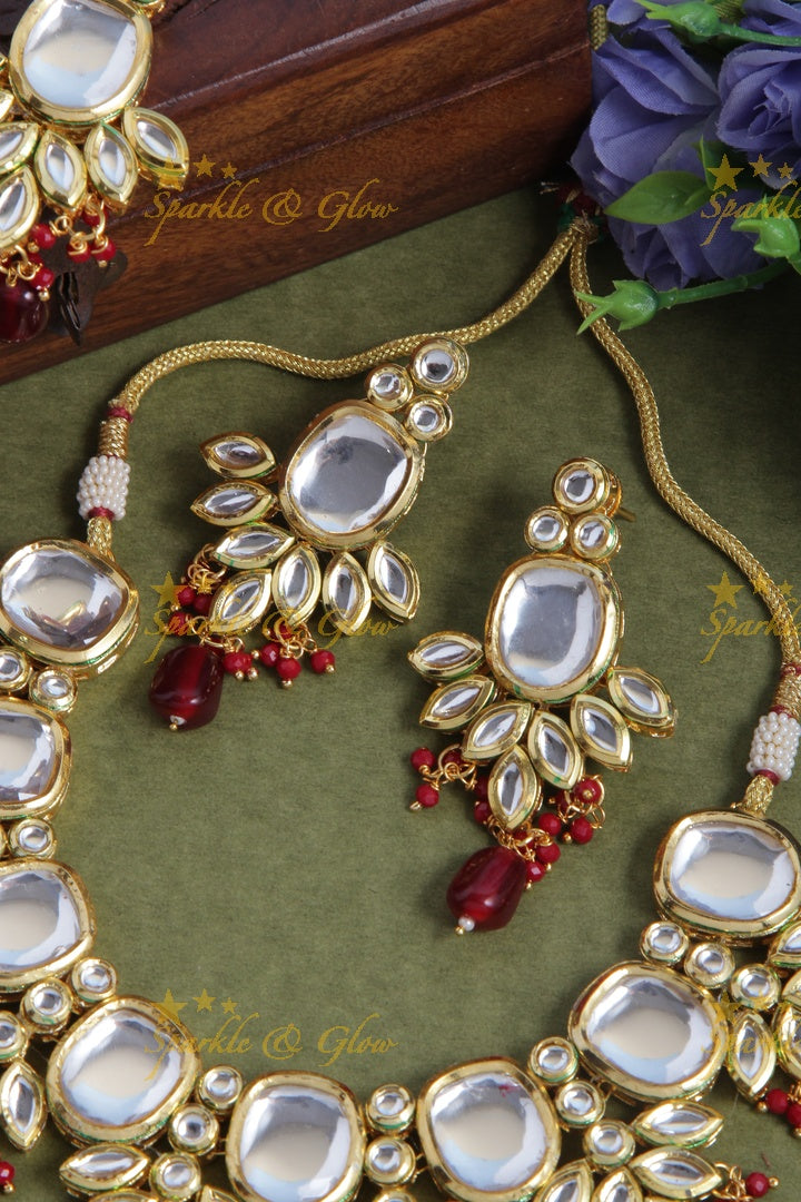 Beautiful Kudan Stone Leaf Work Gutta Pusalu Necklace