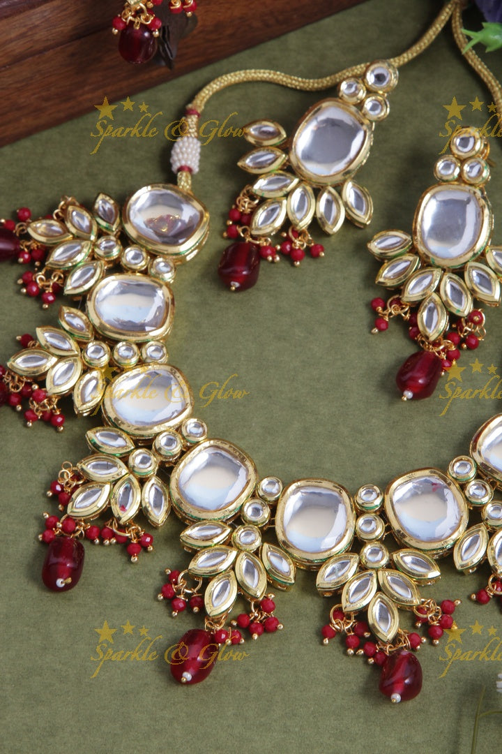 Beautiful Kudan Stone Leaf Work Gutta Pusalu Necklace