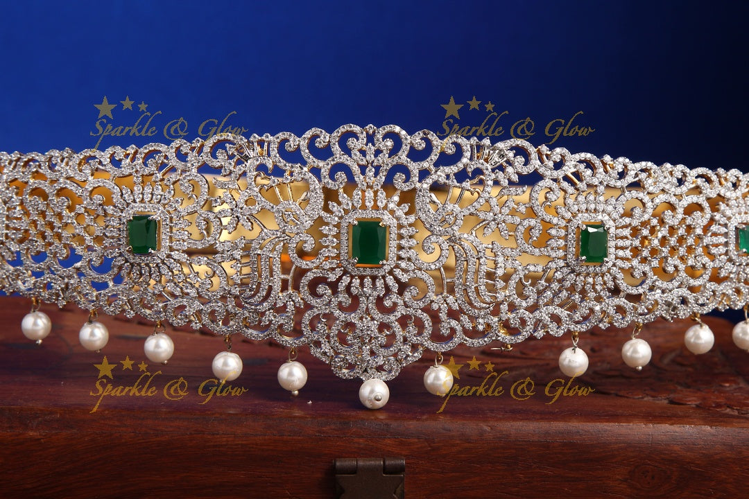 Beautiful GJ Polish peacock hipbelt with pearls