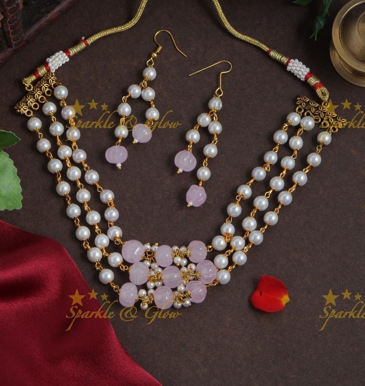 Beautiful Pearl choker with light violet beads - Sparkle and Glow - Light Blue - Back Thread