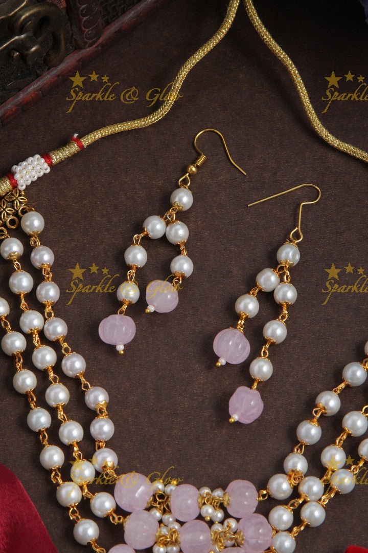 Beautiful Pearl choker with light violet beads - Sparkle and Glow - Light Blue - Back Thread