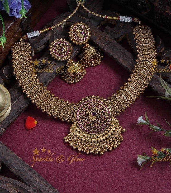 Beautiful Peacock Kemp stone gold beads necklace - Green - Sparkle and Glow