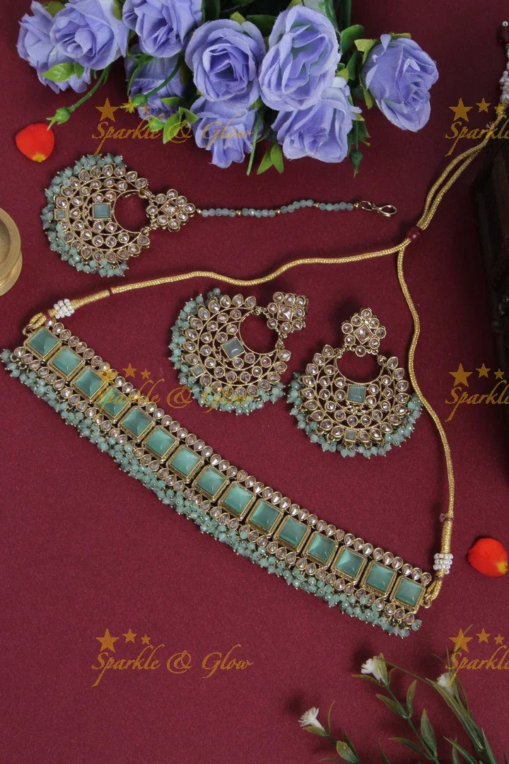White Antique square Choker with Maang Tikka - Sparkle and Glow