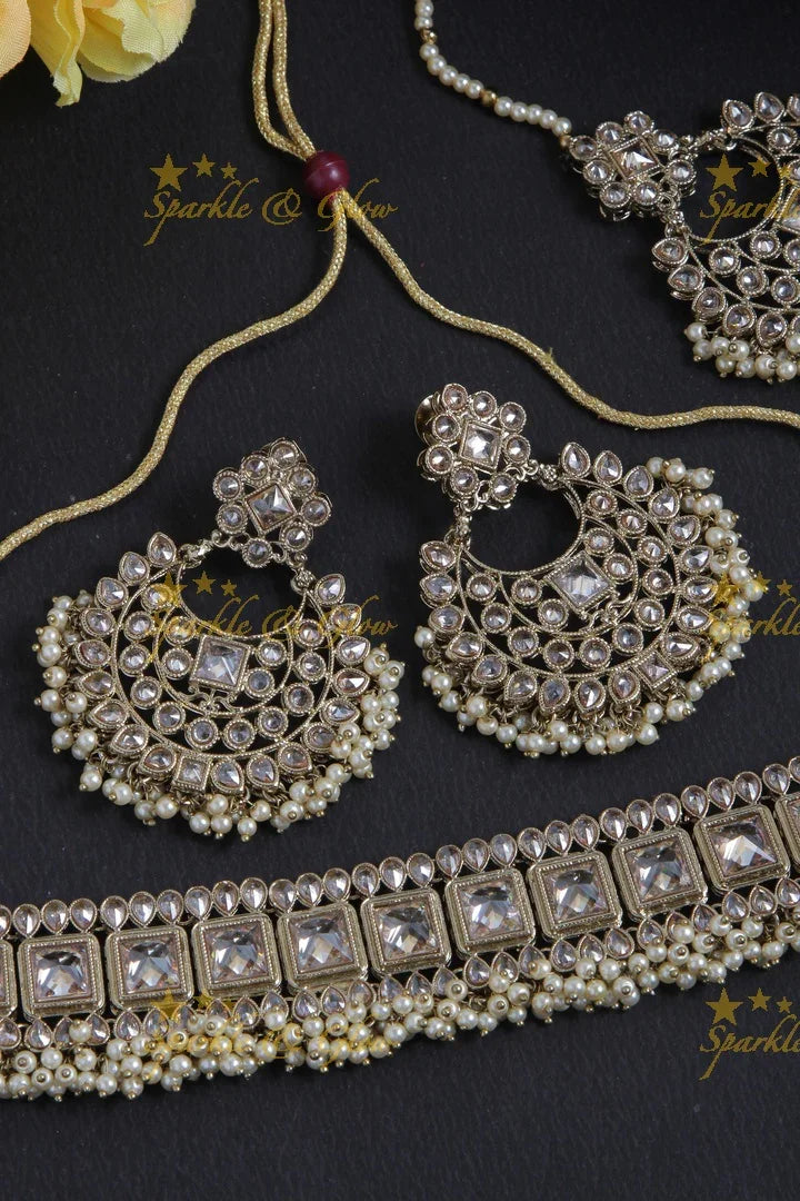 White Antique square Choker with Maang Tikka - Sparkle and Glow