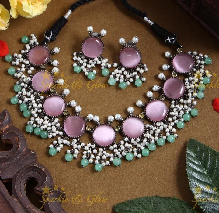 Alluring stone gutta pusalu necklace - Mint Green - Sparkle and Glow