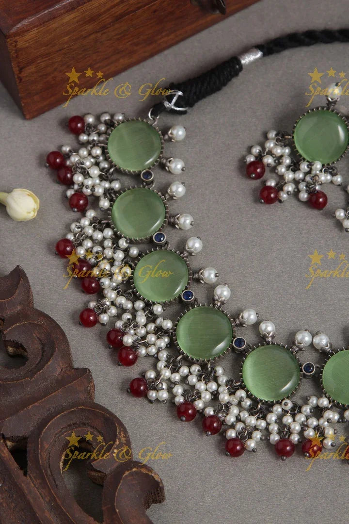 Alluring stone gutta pusalu necklace - Mint Green - Sparkle and Glow