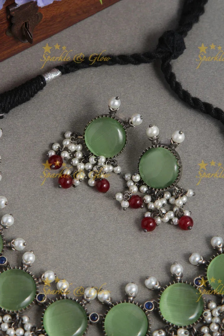 Alluring stone gutta pusalu necklace - Mint Green - Sparkle and Glow