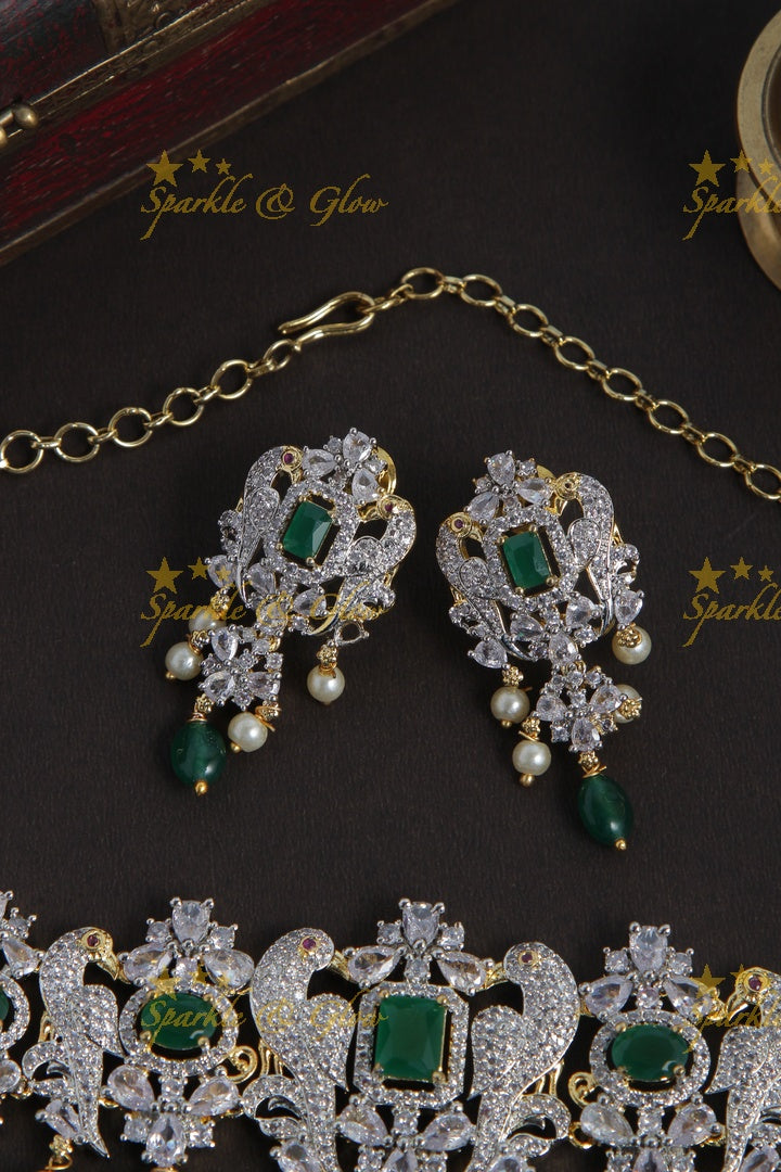 Intricately craved GJ polish parrot ad choker - Green