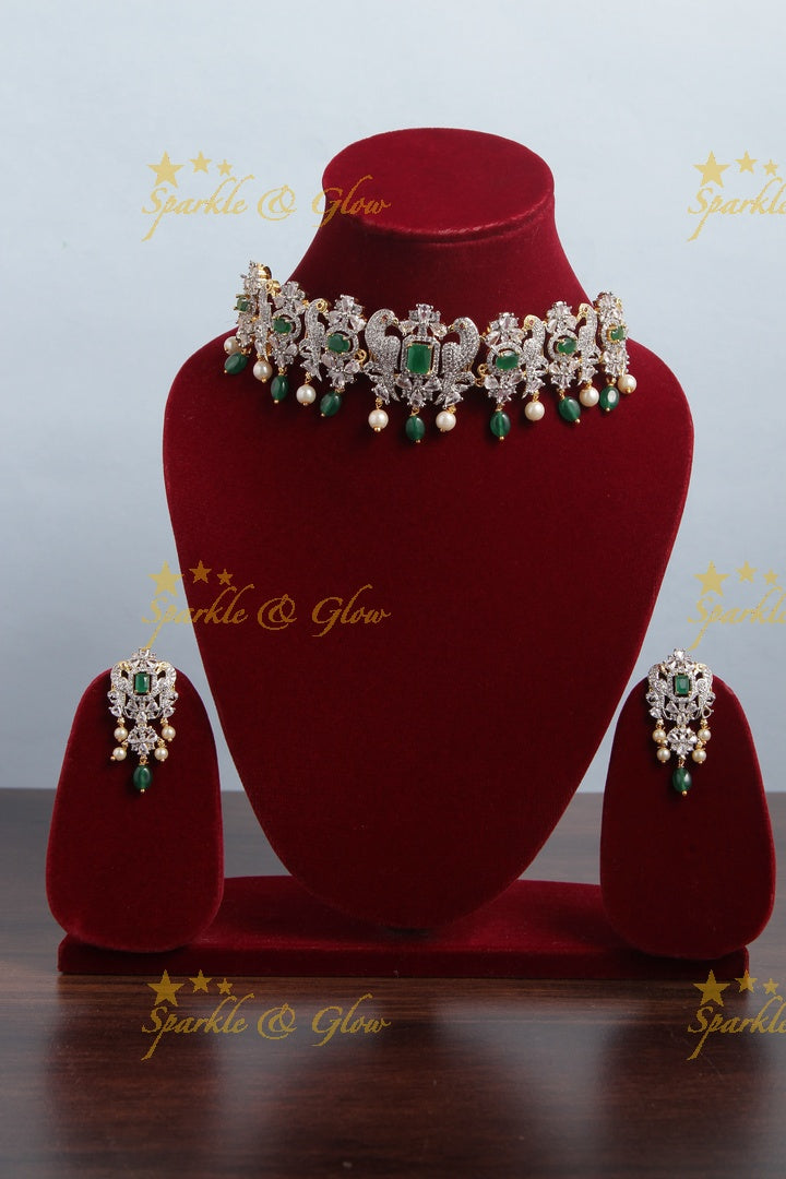 Intricately craved GJ polish parrot ad choker - Green