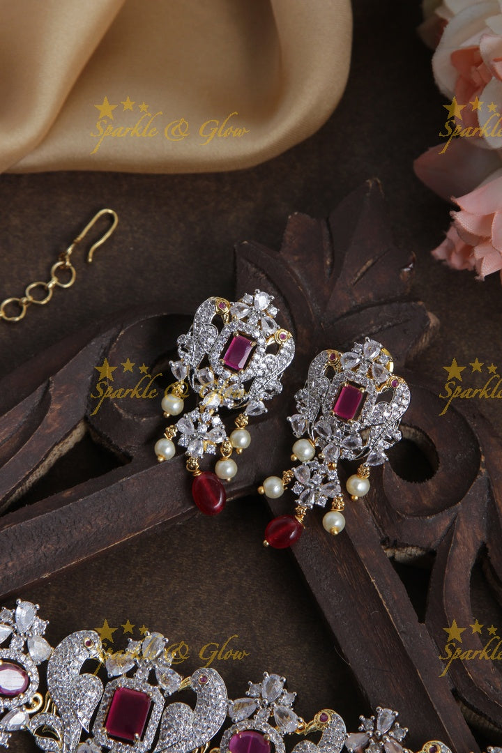 Intricately craved GJ Polish parrot ad choker - Pink