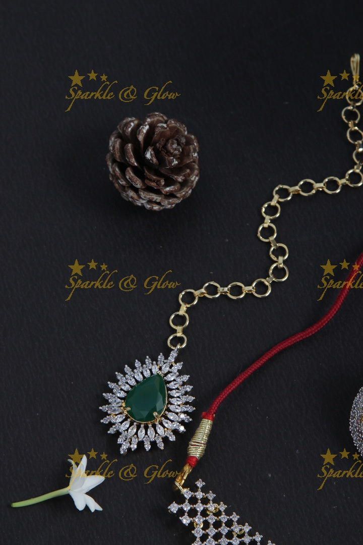Beautiful gj polish necklace  with maang tikka and earrings,nosepin