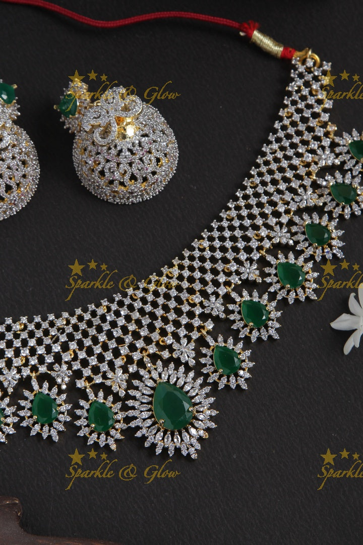 Beautiful gj polish necklace  with maang tikka and earrings,nosepin