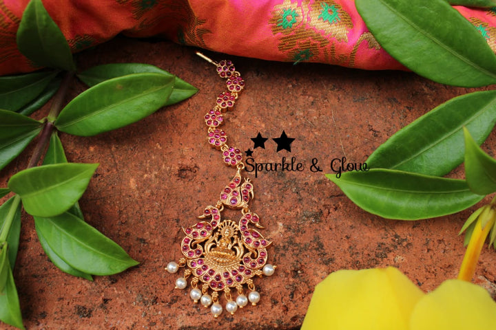 Lakshmi single line maang tikka with kemp stones -Multi