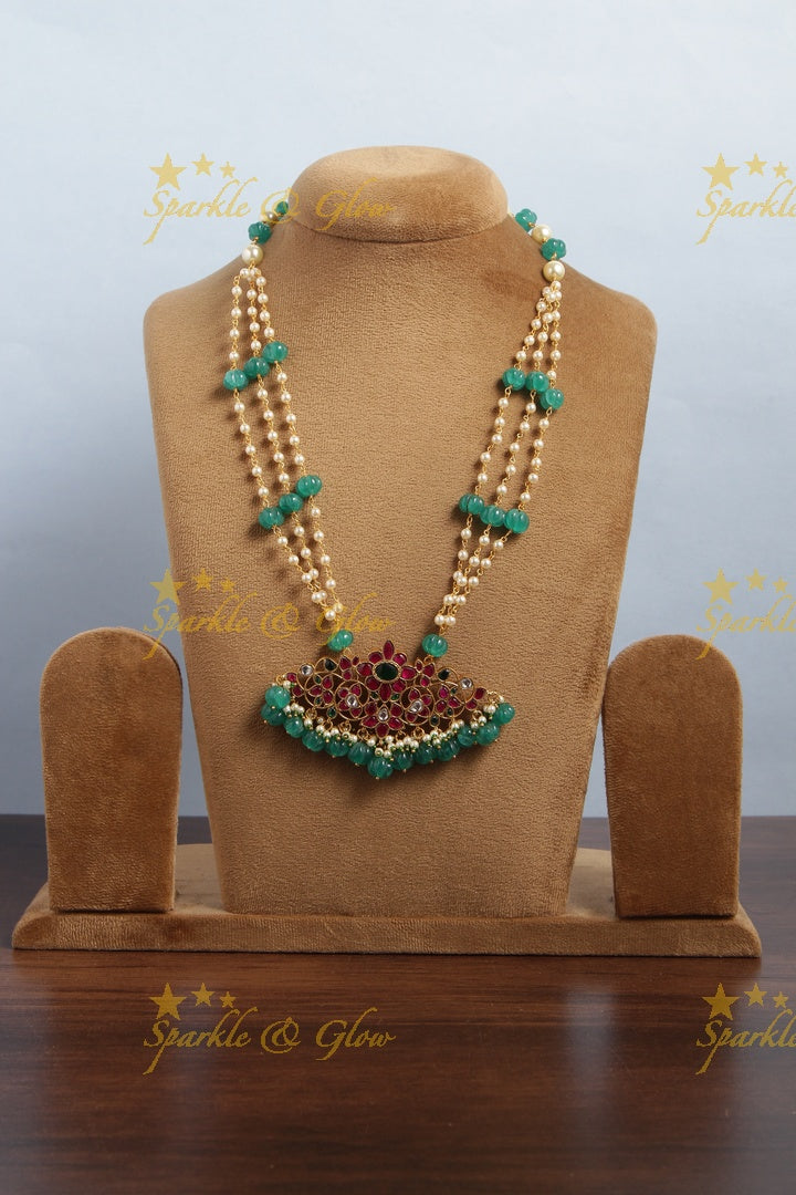 jadau kundan peacock pendent chain with pearl and green pumkin beads
