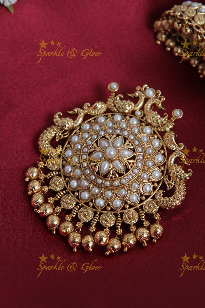 Premium Matt Peacock Flower Pendant Set