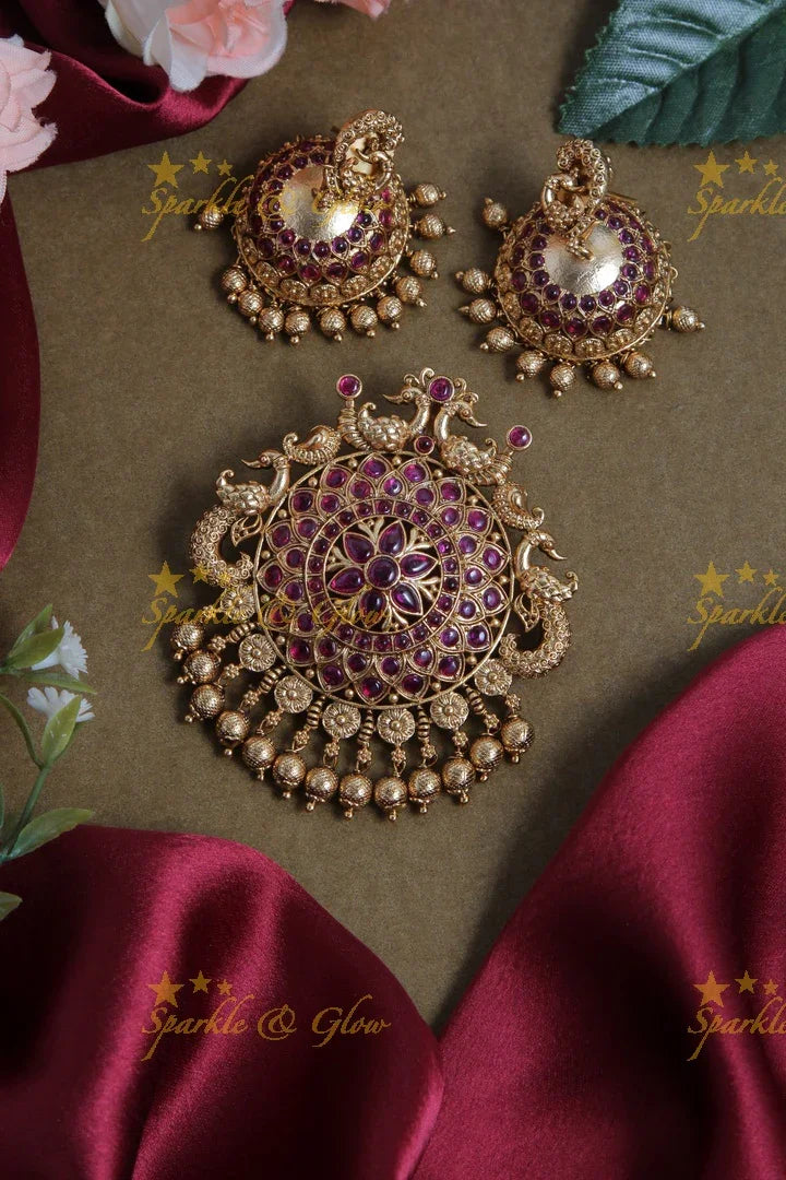 Premium Matt Peacock Flower Pendant Set