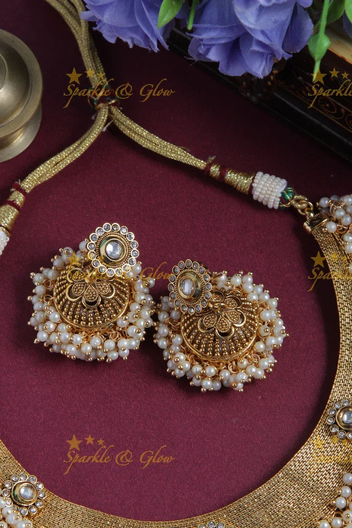 Pearl cluster statement antique necklace - Sparkle and Glow
