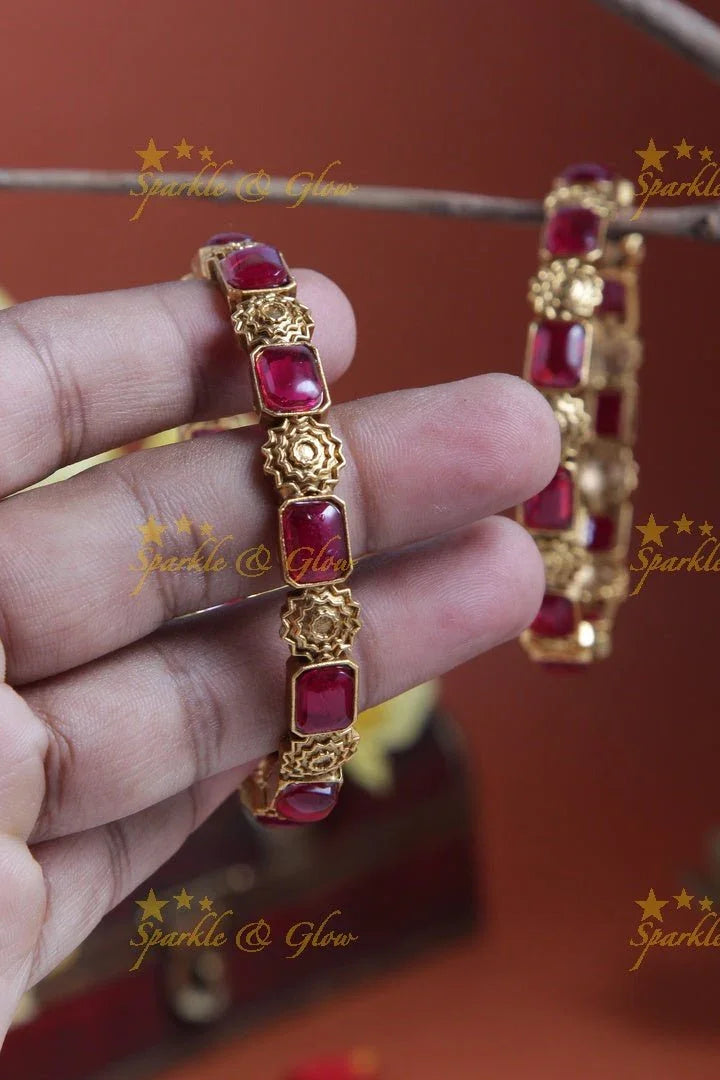 Antique star design stone bangle - pair - Sparkle and Glow