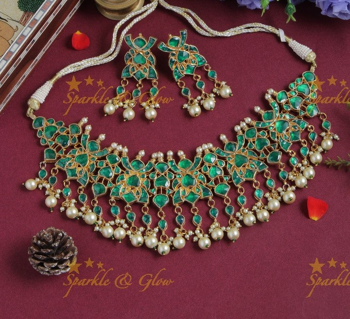 Staement green jdau stones neckpiece