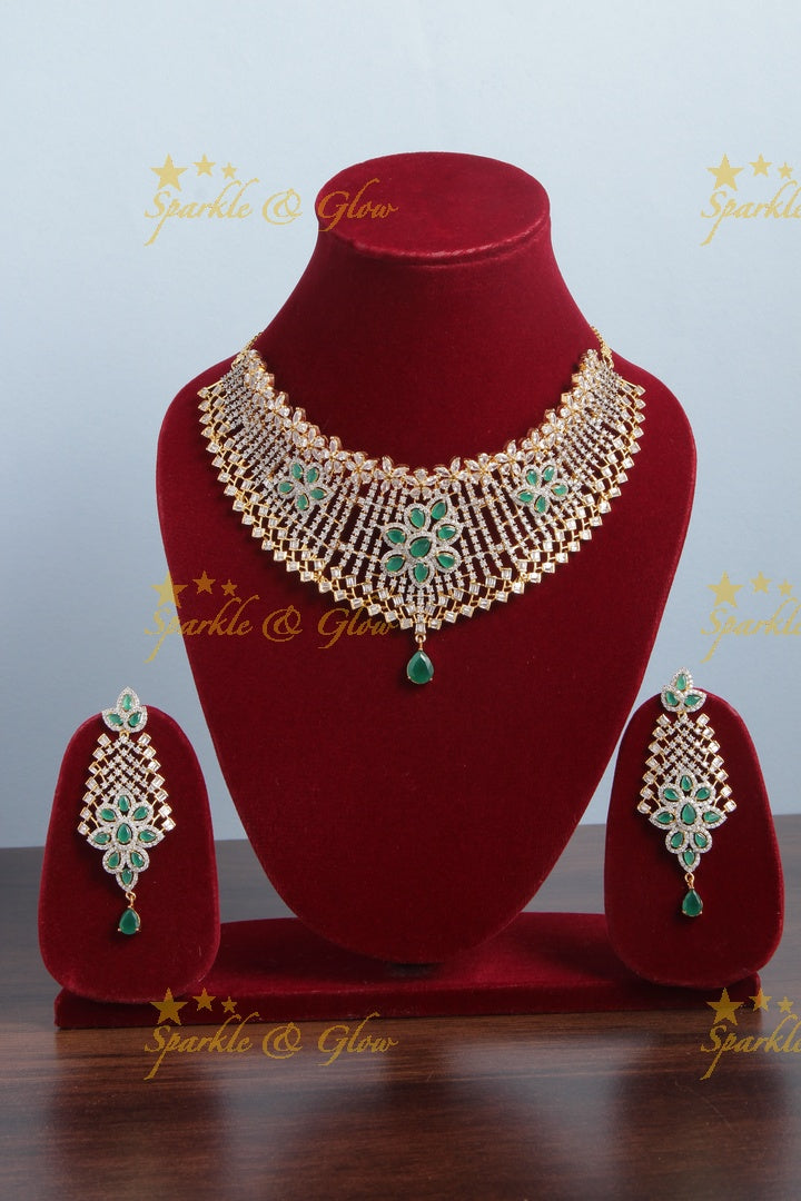 Beautiful glittering GJ polish AD stone green high neck choker